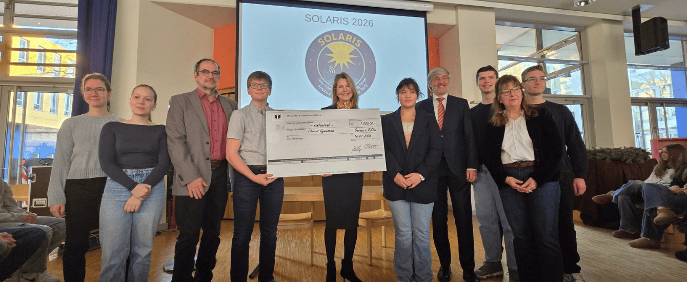 Scheckübergabe für das Projekt „SOLARIS“ im Liborius-Gymnasium Dessau