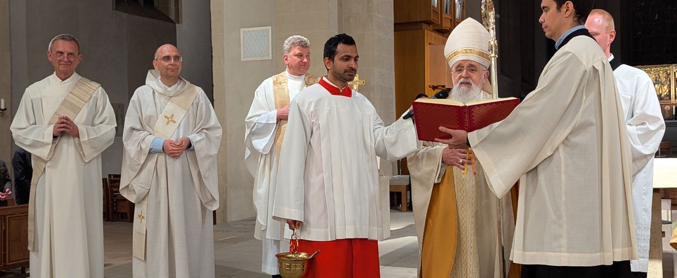 Bischof_Feige im Gottesdienst