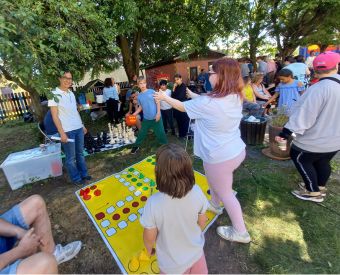 Kinder bei einem Kinderfest