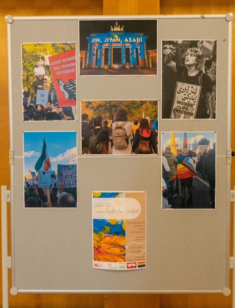 2023-06-27_Iranischer_Abend_Infostand_mit_Demofotos_in_Berlin