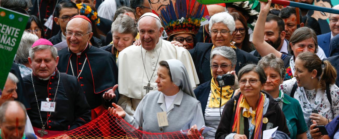 Amazonas_Papst_1340_550
