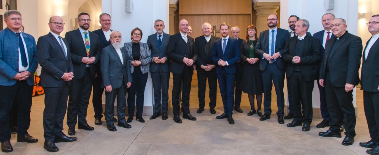 Schsische_Landesregierung_1340_550