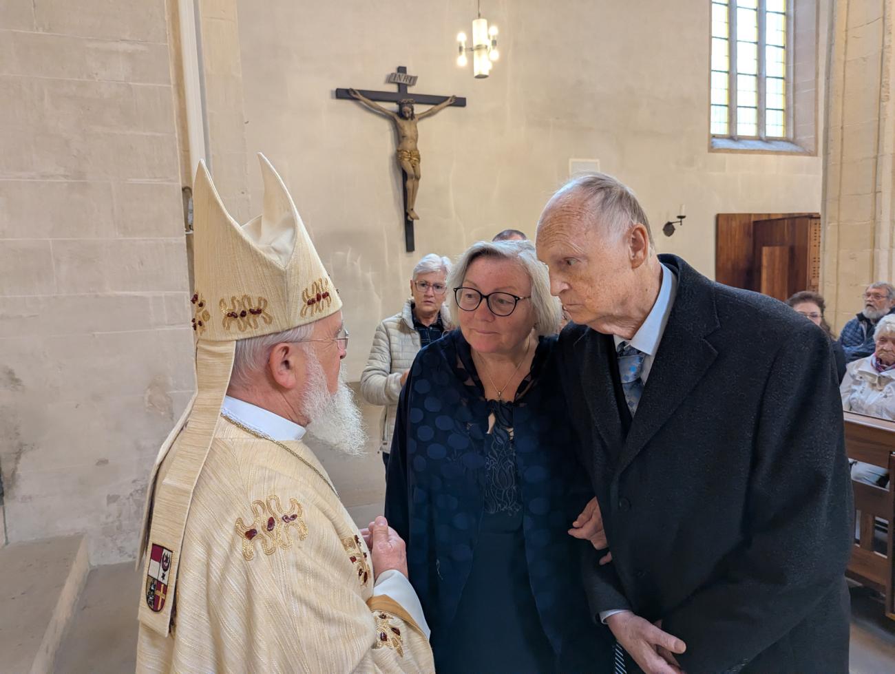 Menschen im Gottesdienst