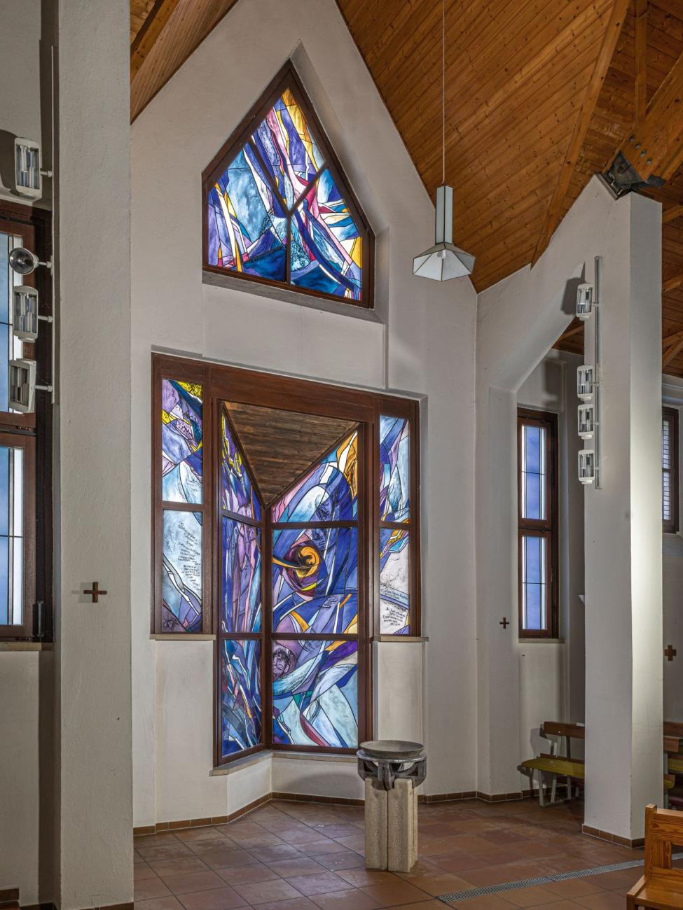 Kirchenfenster in St. Josef in Magdeburg