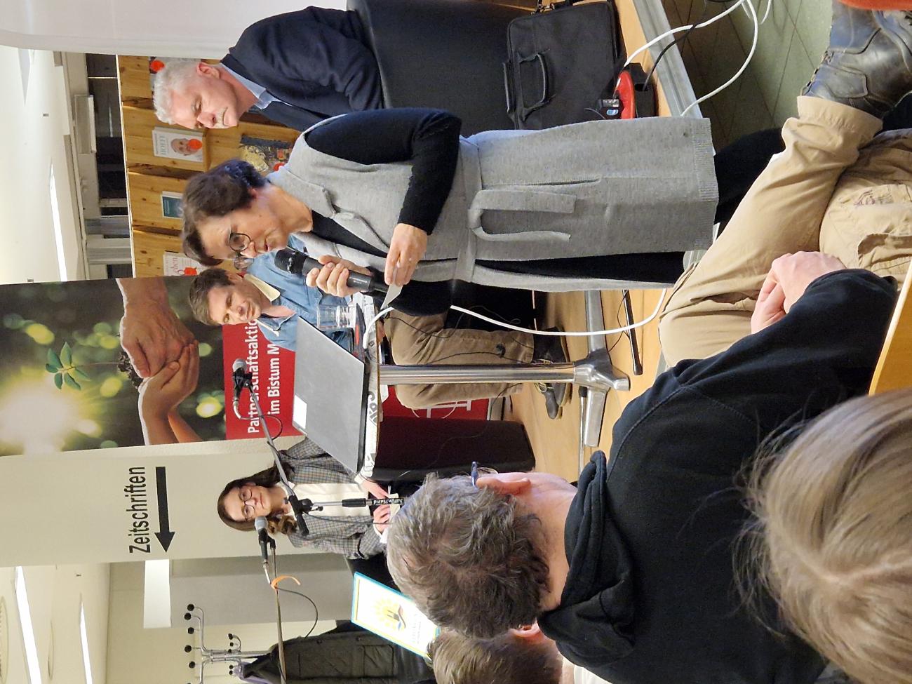 Begrüßung zu Buchlesung und Gespräch