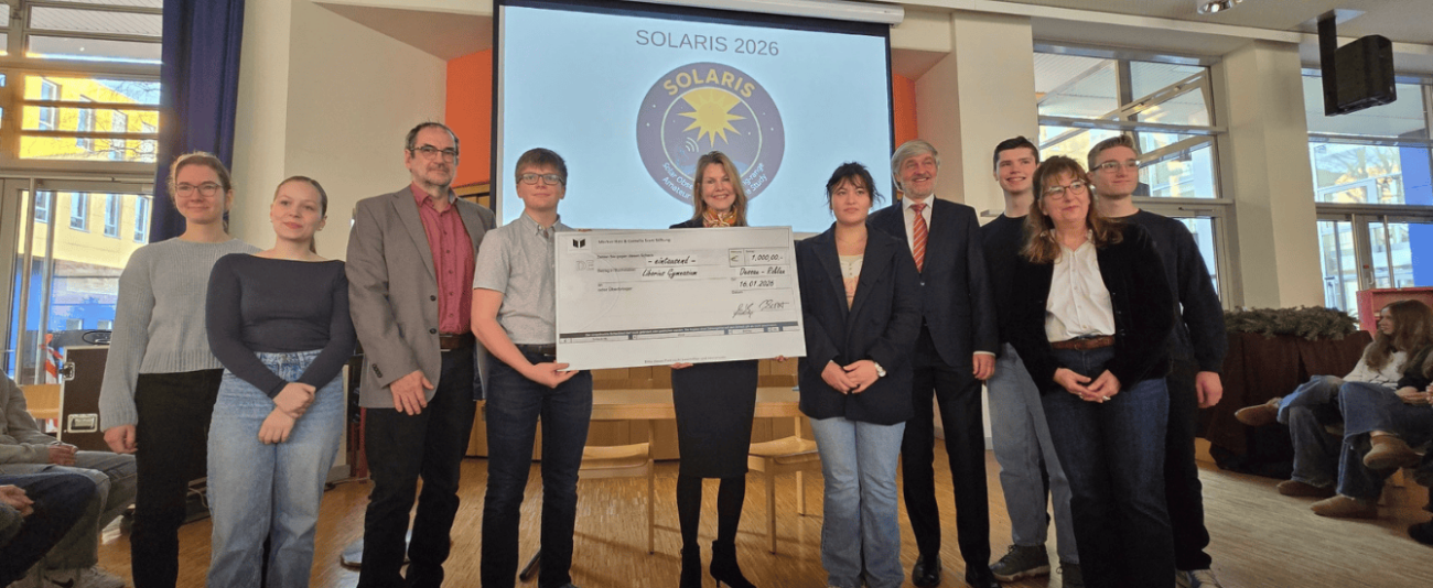 Scheckübergabe für das Projekt „SOLARIS“ im Liborius-Gymnasium Dessau